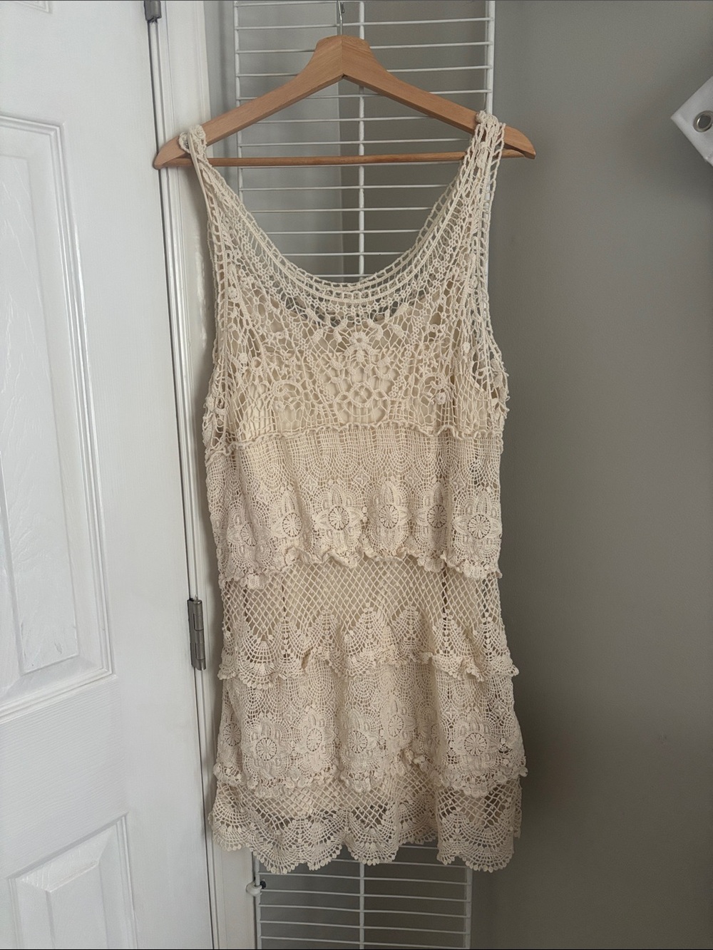 American Eagle Outfitters Cream Crochet Lace Sleeveless Dress
